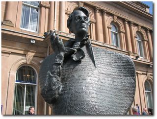 William Butler Yeats - statue